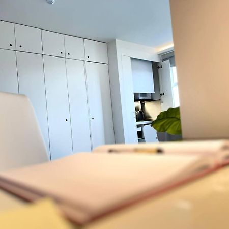 ברייטון Apt 12 Luxury Living Chic Studio Steps From Beach מראה חיצוני תמונה