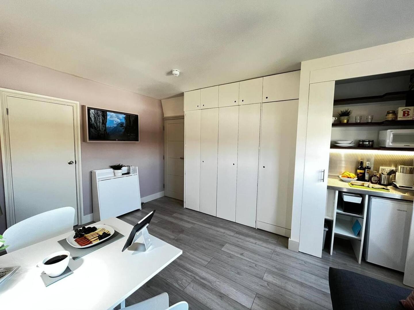 ברייטון Apt 12 Luxury Living Chic Studio Steps From Beach מראה חיצוני תמונה