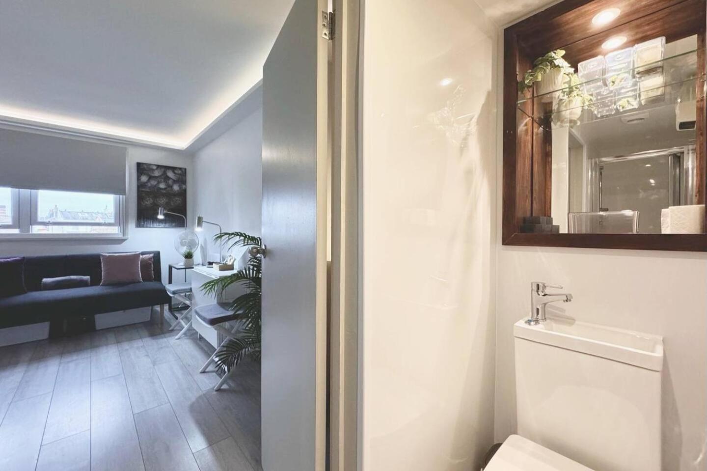 ברייטון Apt 12 Luxury Living Chic Studio Steps From Beach מראה חיצוני תמונה