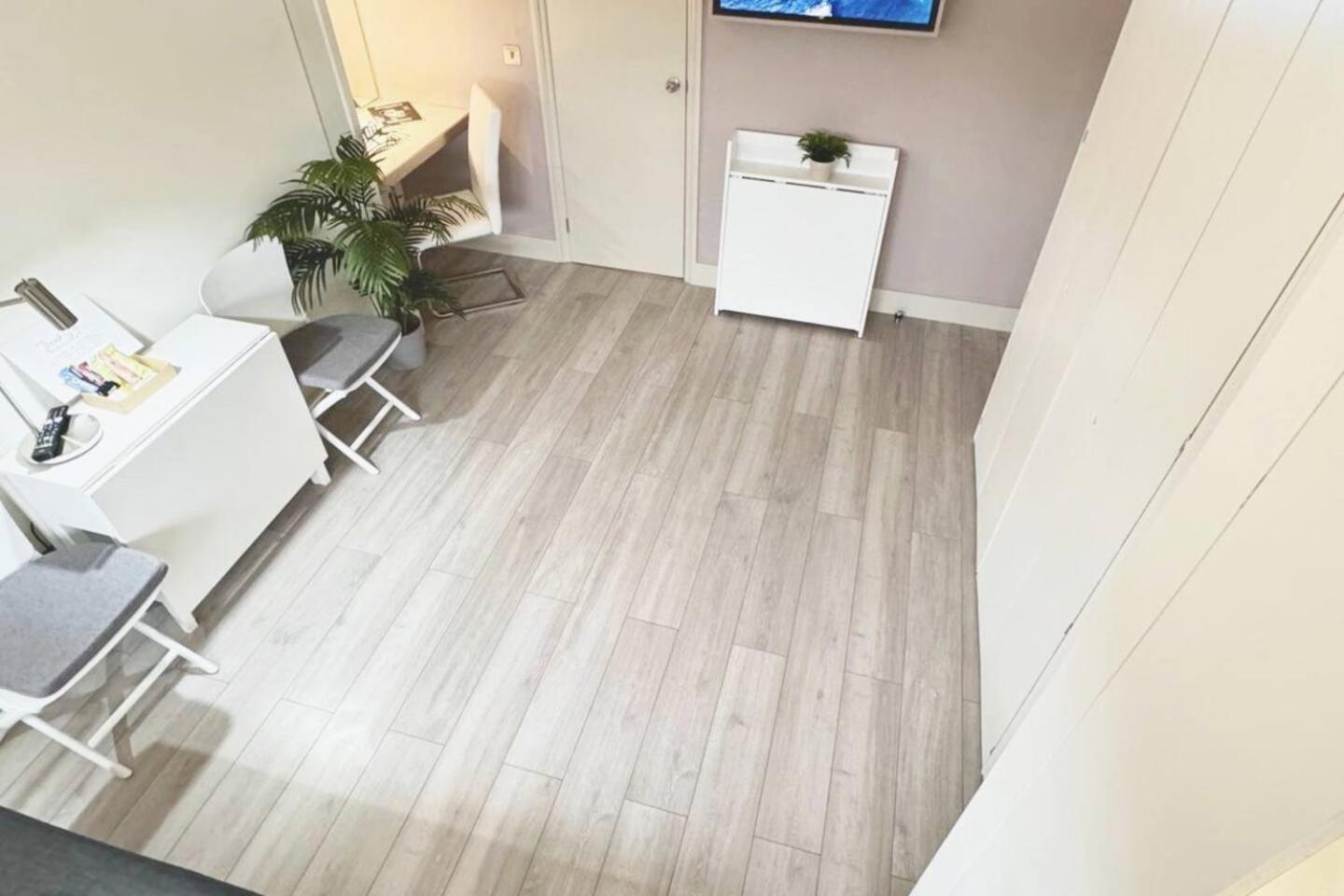 ברייטון Apt 12 Luxury Living Chic Studio Steps From Beach מראה חיצוני תמונה